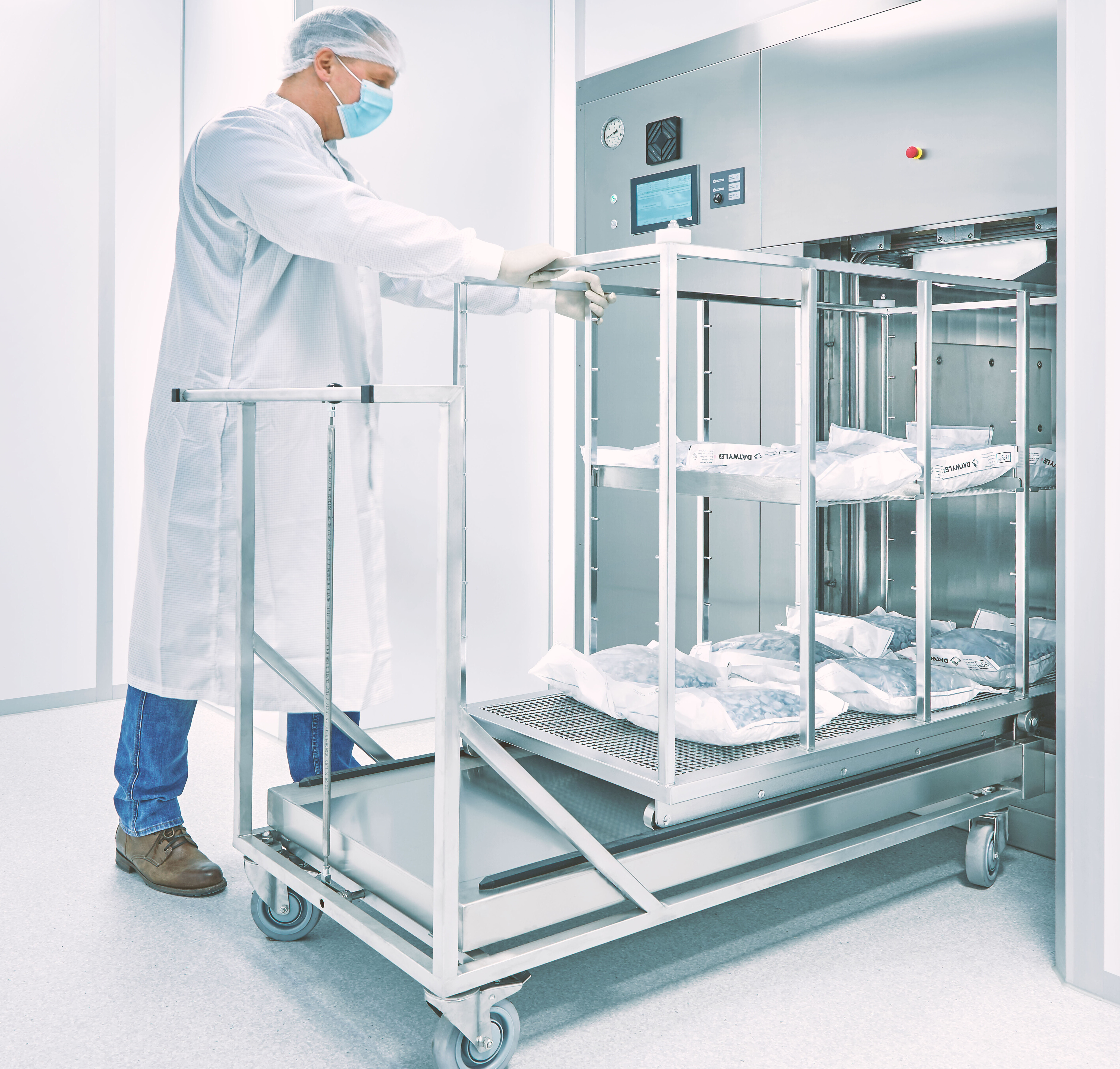 Dampfsterilisatoren Lautenschläger Logistik Be- und Entladesystem für Autoklaven Dampfsterilisatoren